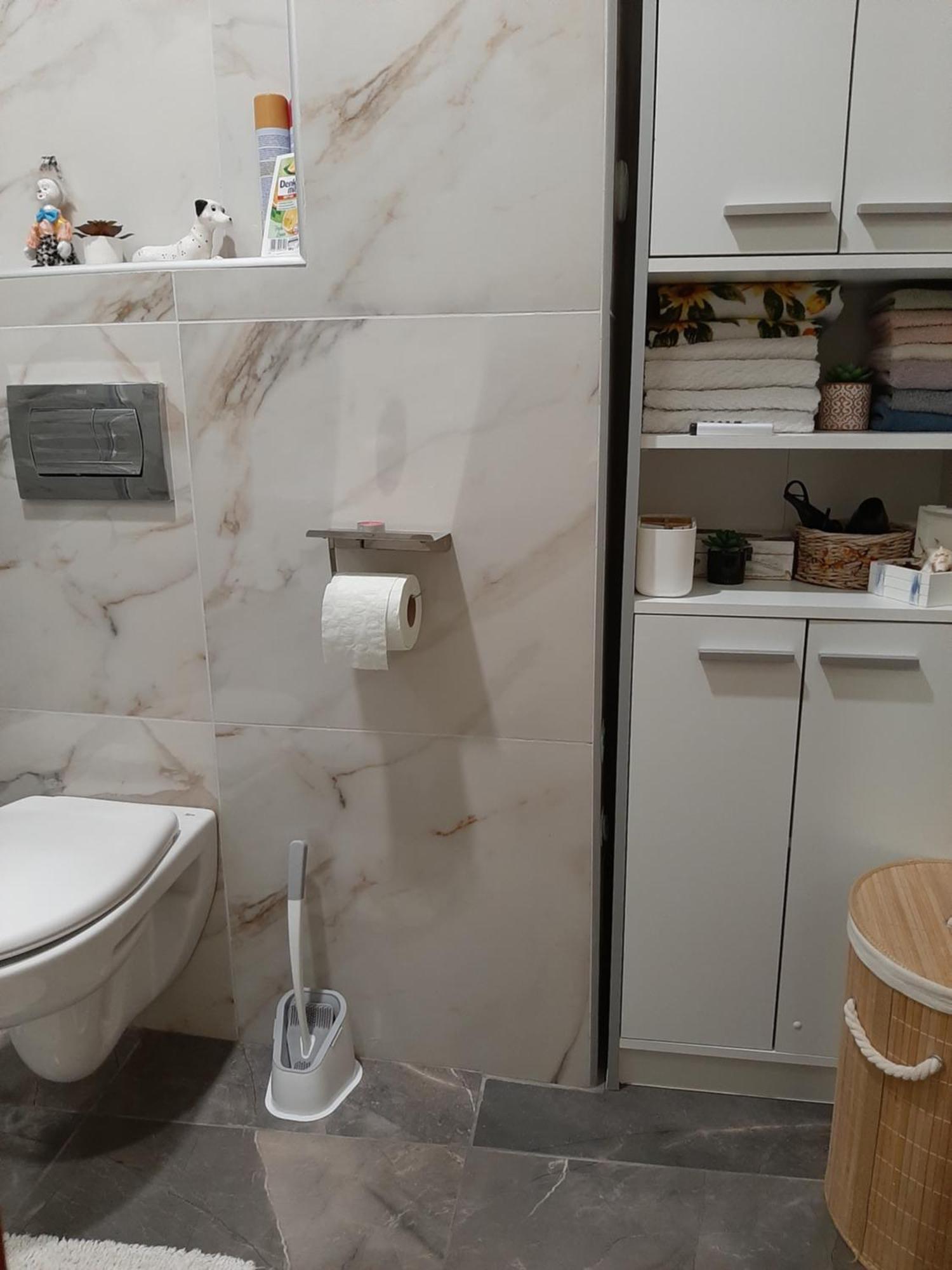 Appartement Piccolo à Knin Extérieur photo